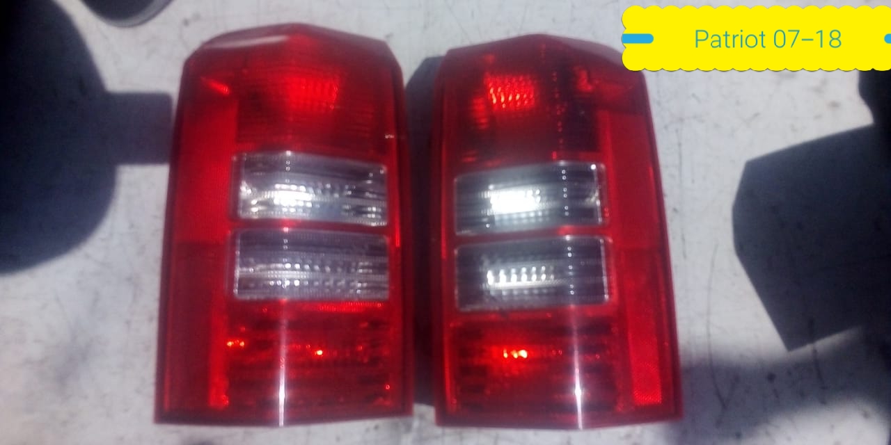 FAROS POSTERIORES JEEP  PATRIOT 2007 AL 2018